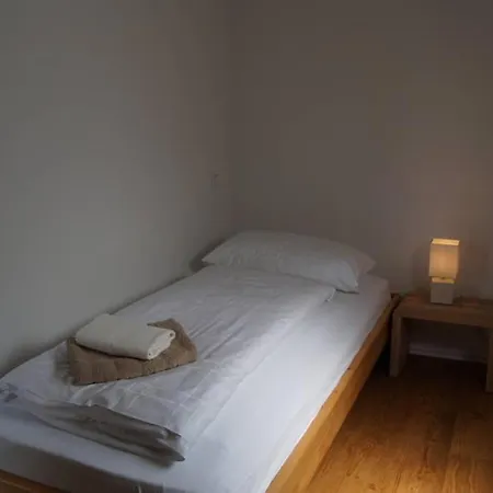 An De Bahn - Wohnen Im Historischen Gebaeude Apartman *