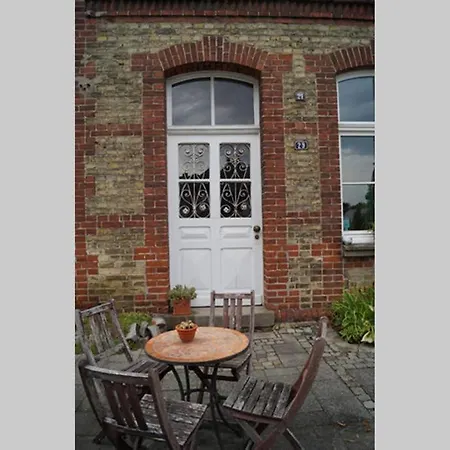 Apartman An De Bahn - Wohnen Im Historischen Gebaeude *