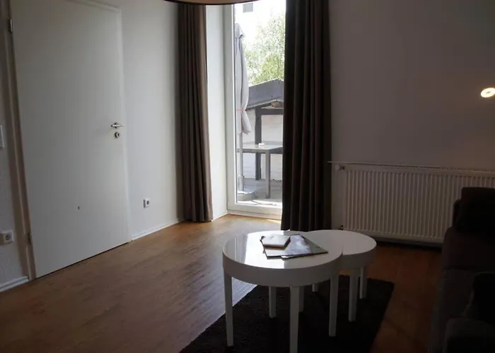 Apartament An De Bahn - Wohnen Im Historischen Gebaeude