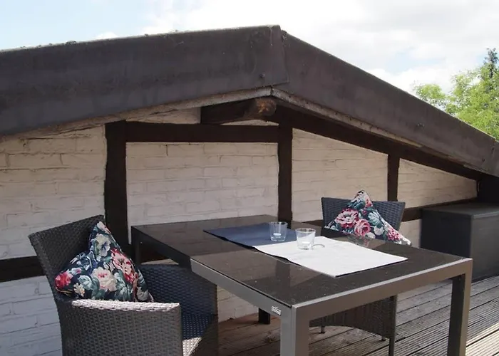 Apartament An De Bahn - Wohnen Im Historischen Gebaeude *